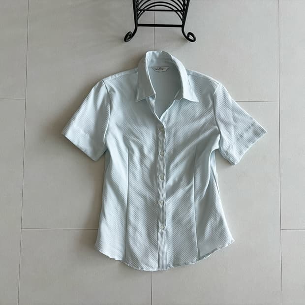 stripe shirt