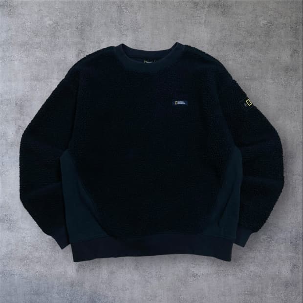 내셔널 지오그래픽 빅로고 와펜 쉐르파 맨투맨