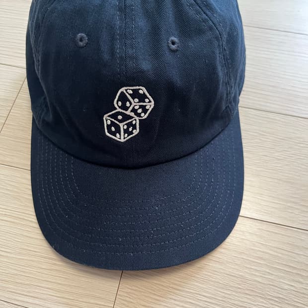 H&M 네이비 볼캡 