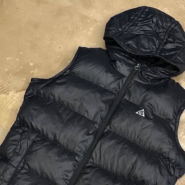 L 나이키 acg 구스다운 후드 패딩 베스트