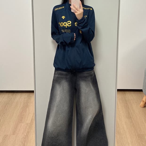 데상트 무브스포츠 네이비 트랙 집업 자켓