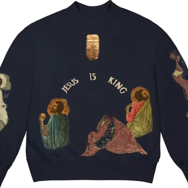 Jesus Is King 맨투맨