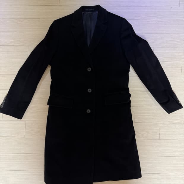 보스 코트 팝니다.