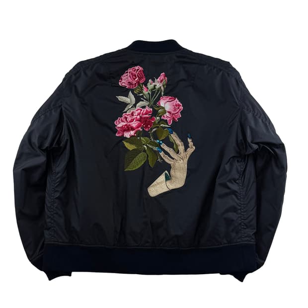 언더커버 고스트 핸드 로즈 MA-1 봄버 재킷