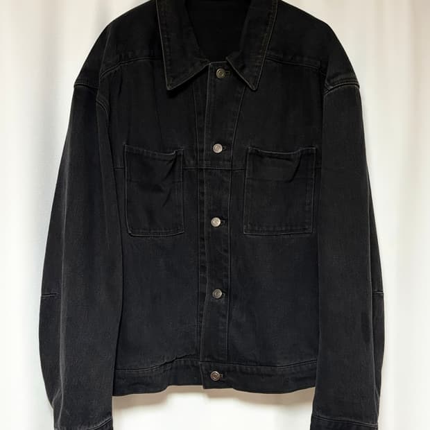 [L] 쿠어 더블포켓 데님 트러커 자켓 블랙