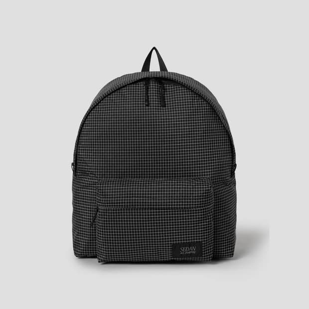 [FREE] 세단올퍼포즈 그리드 백팩 블랙