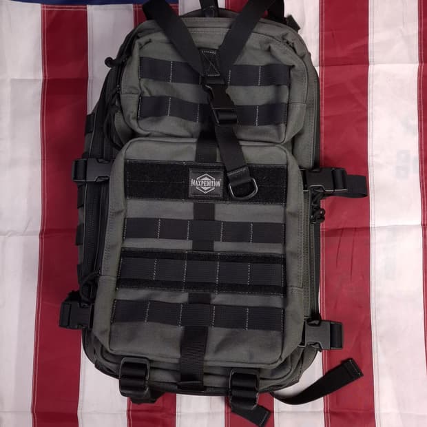 새제품 오리지날 맥스페디션 팔콘3 백팩