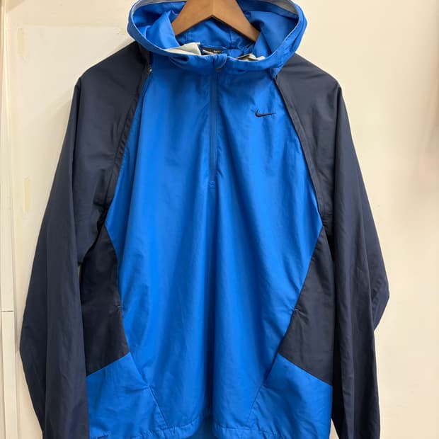 N182. 00년대 나이키 바람막이