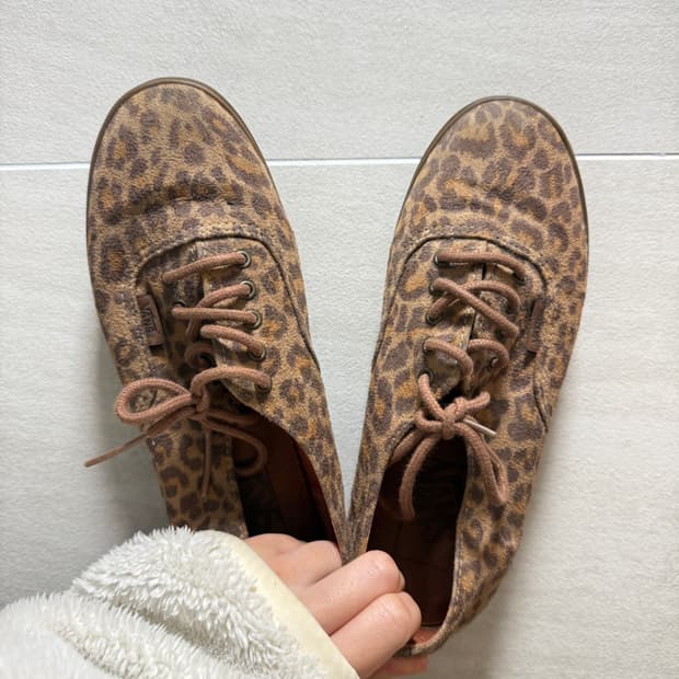 반스 레오파드 230