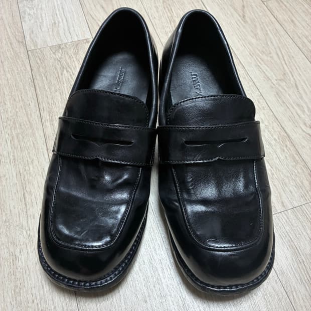 [오정규 X 식스핏] VW (Vintage Wrinkled) LOAFER