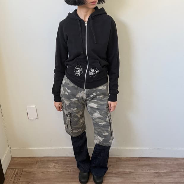 스투시x헬로키티 후드 스웻