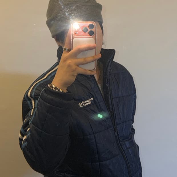 아디다스 오리지널 로고 패딩