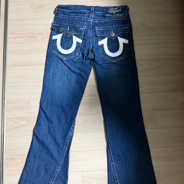 트루릴리젼 조이 슈퍼티 빽레더로고 30사이즈