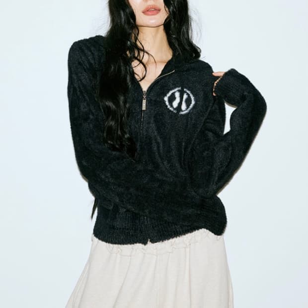 즉입/ 미스테리어스호텔 퍼 집업 블랙