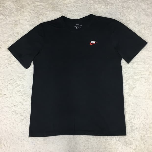 나이키 스몰로고 반팔티 FF07