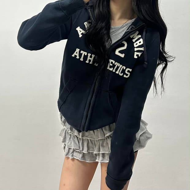 아베크롬비 y2k 올드스쿨 블랙 스웨트셔츠 후드집업 희귀져지(M)