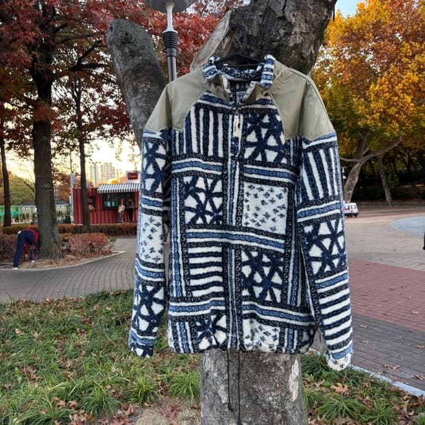 웨스턴디테일 패턴 후리스