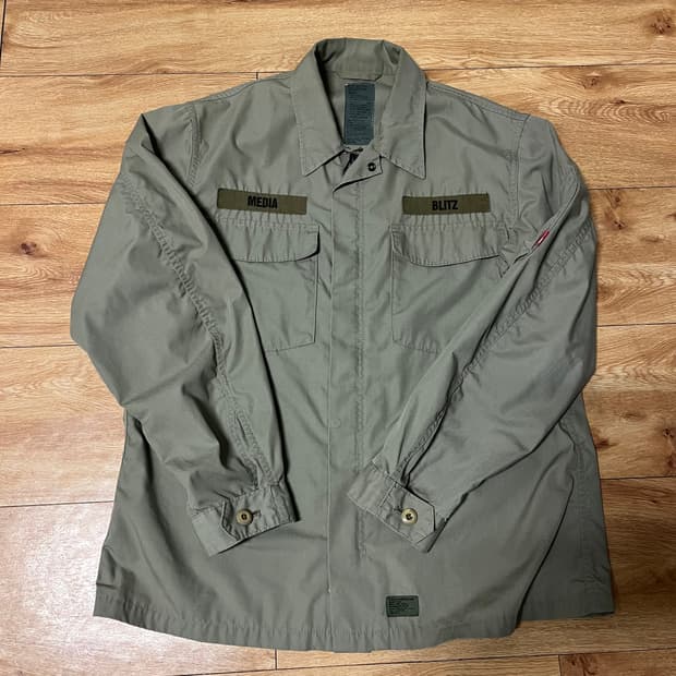 더블탭스(wtaps) 셔츠 자켓 (L사이즈)