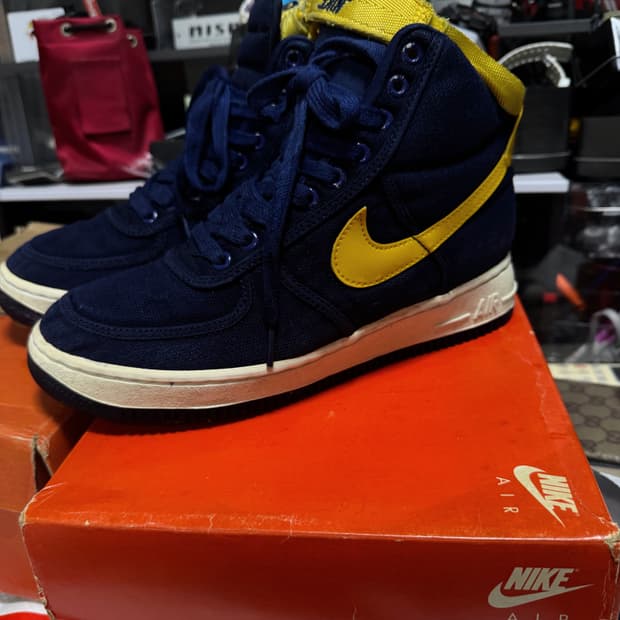 나이키 에어포스1 하이 cvs