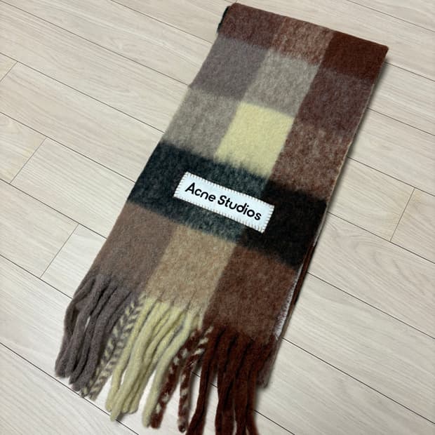 [S+급] 아크네 스튜디오 머플러 브라운