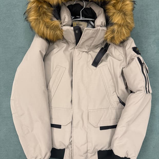 네셔널지오그래픽 타루가 숏패딩