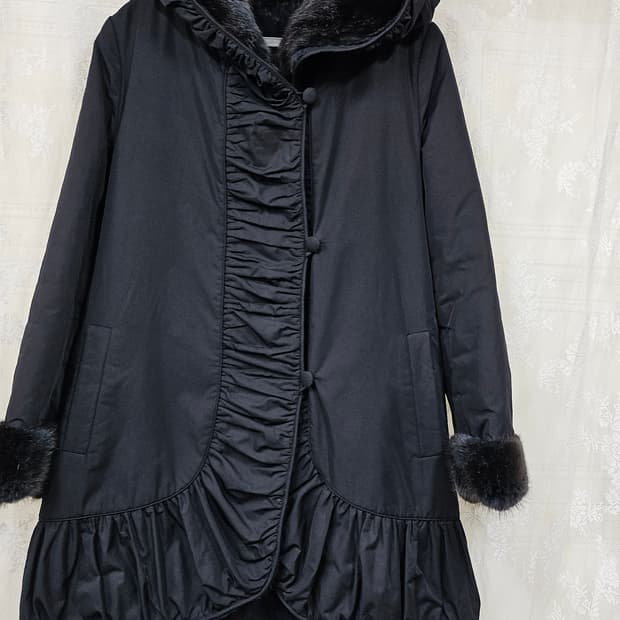 윤순영   모피퍼 코트