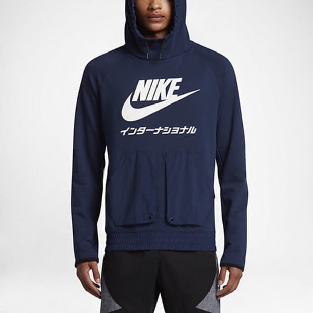나이키 스포츠웨어 인터네셔널 후디 L