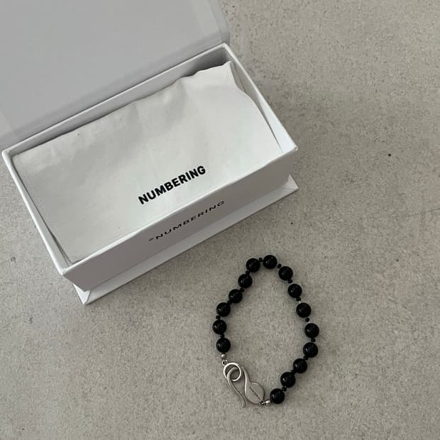 넘버링 #7930 semi precious beads bracelet