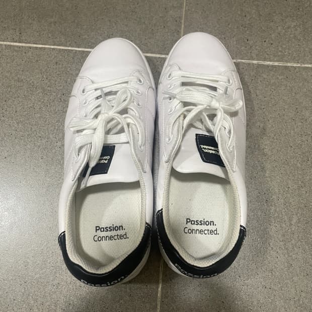 평창 스니커즈 사이즈 250