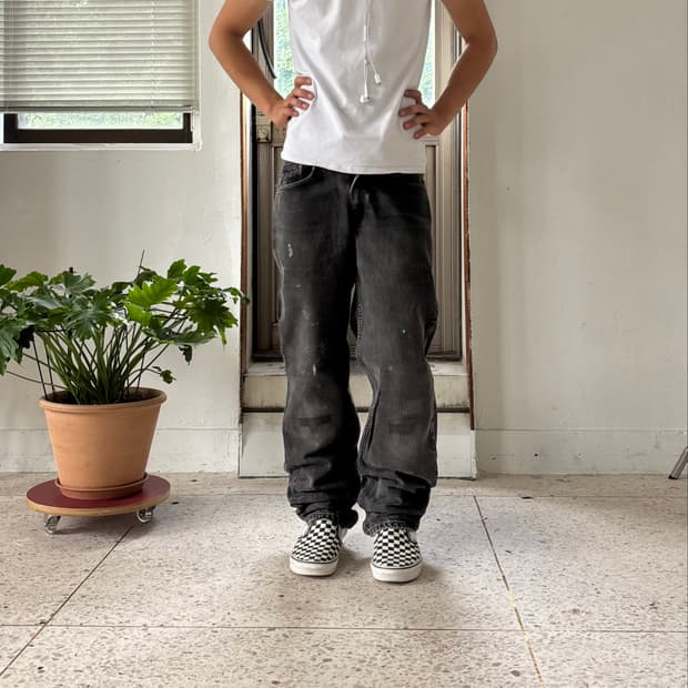 Levi’s 550 릴렉스드핏 블랙 워싱 데님 팬츠