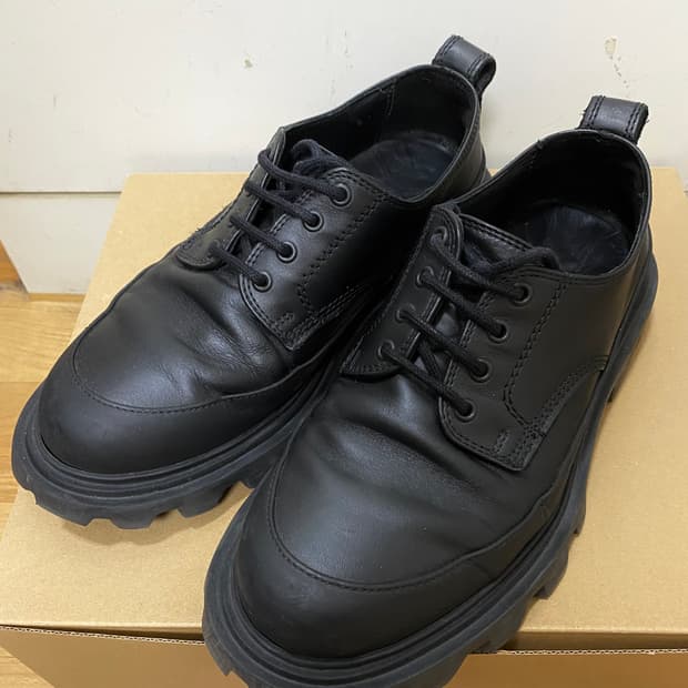 ARKET 블랙 레더 슈즈 40사이즈(260)