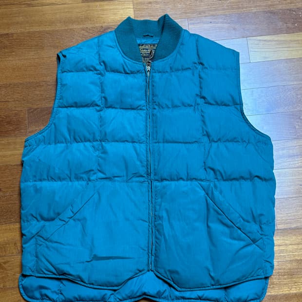 에디바우어 패딩베스트