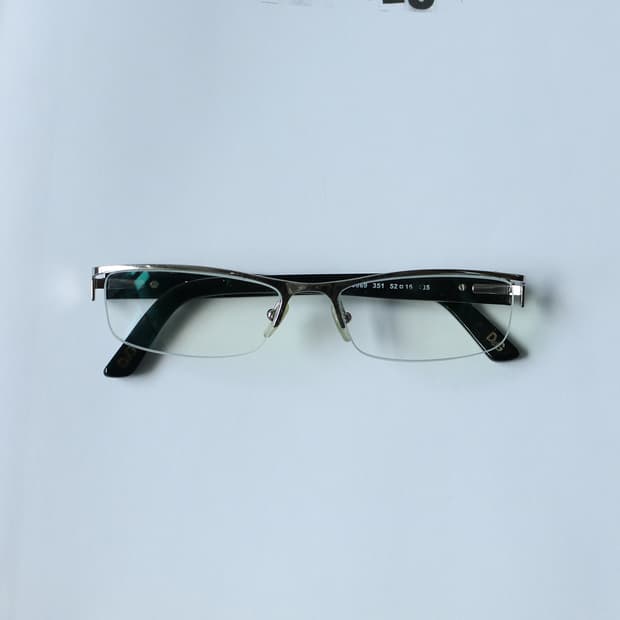 돌체앤가바나 하프 림 반무테 안경 