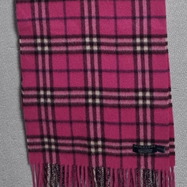 버버리 핑크 노바체크 캐시미어100% 목도리 머플러