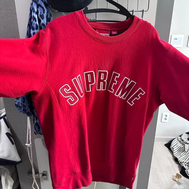 Supreme 아치 로고 맨투맨 (레드 / Made in Canada)