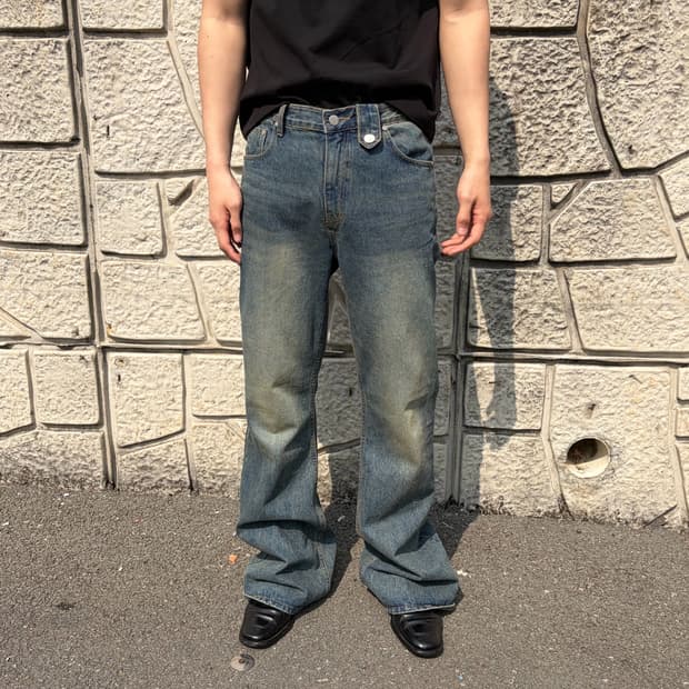 떼마 볼드 플레어진