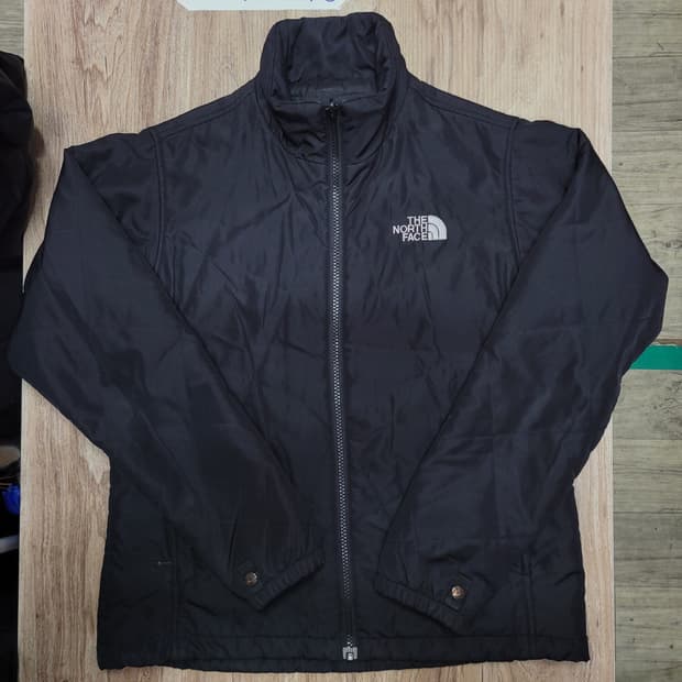 노스페이스 블랙 퀄팅 경량 패딩