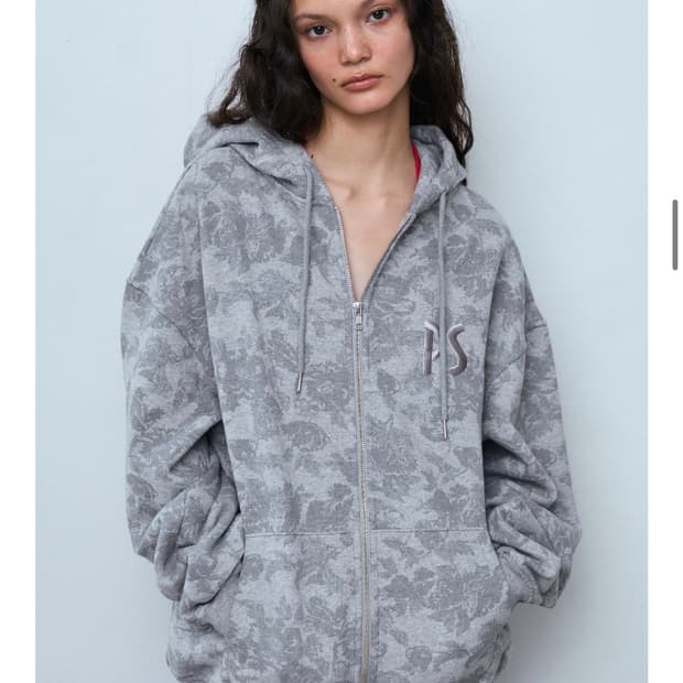 파이시스 후드집업