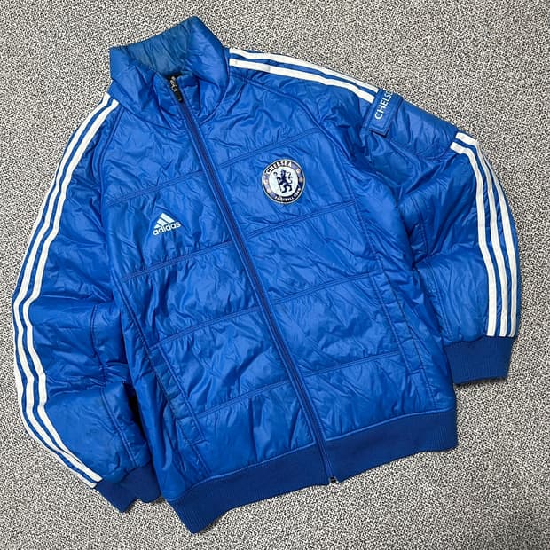 아디다스 첼시 패딩 자켓
