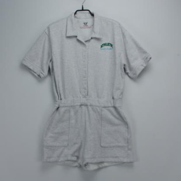 더스웻 점프수트