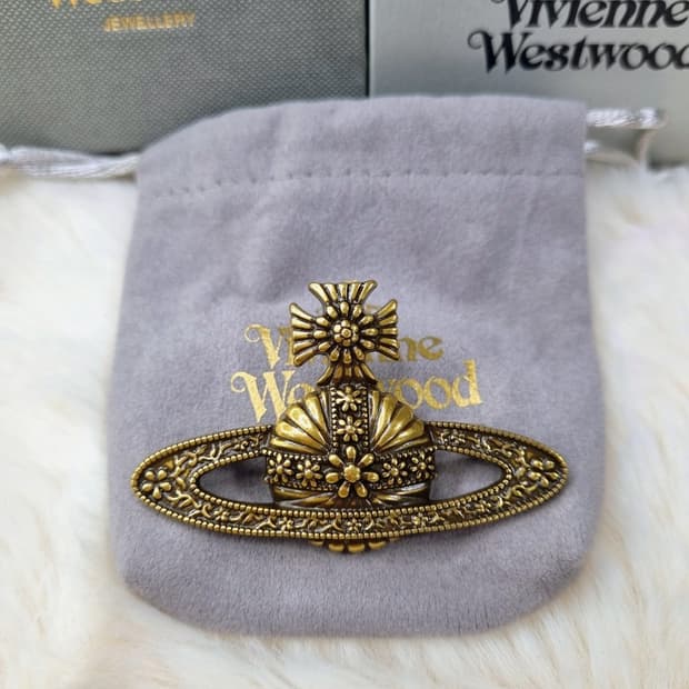 빈티지 비비안웨스트우드 브로치