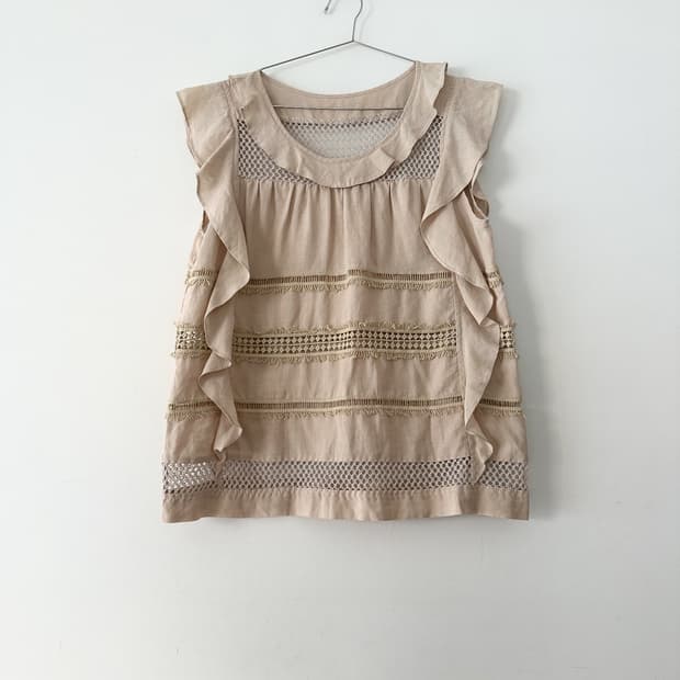 J.S NEWYORK Ruffle net detail top
