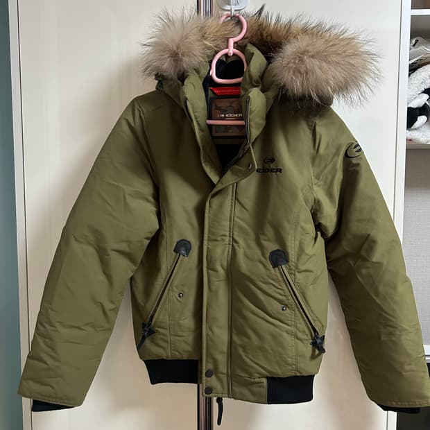 아이더 울프죠 카키 오리털 패딩