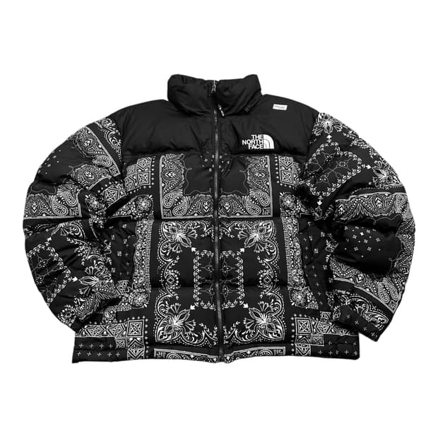 ✨ (바배) 노스페이스 반다나 페이즐리 눕시 패딩 
