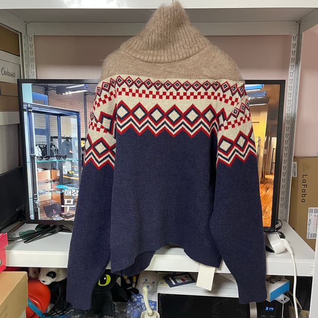 파세타즘 레이어드 노르딕 니트