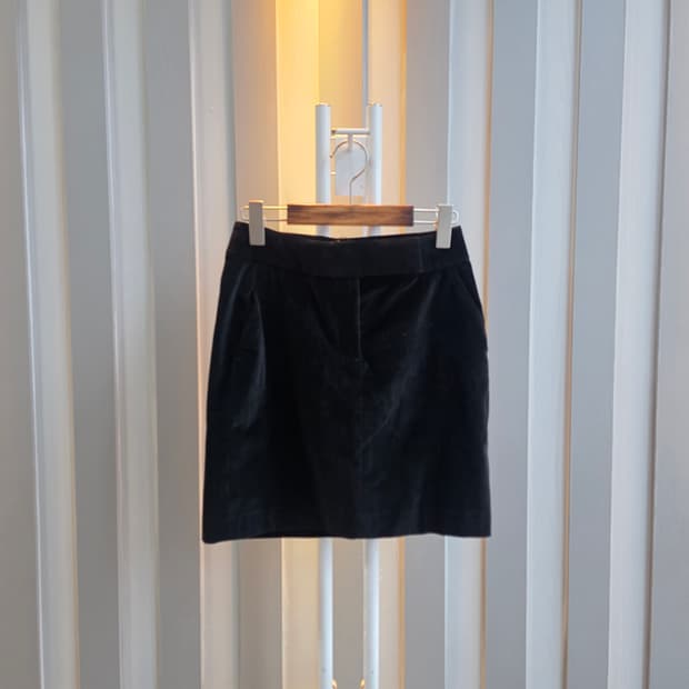 셀린느 정품 블랙 벨로아 미니스컷