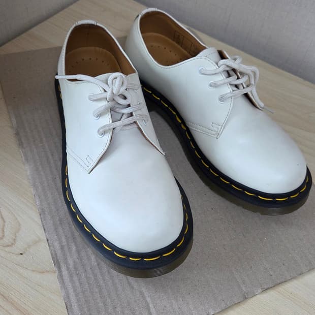 닥터마틴 1461 화이트