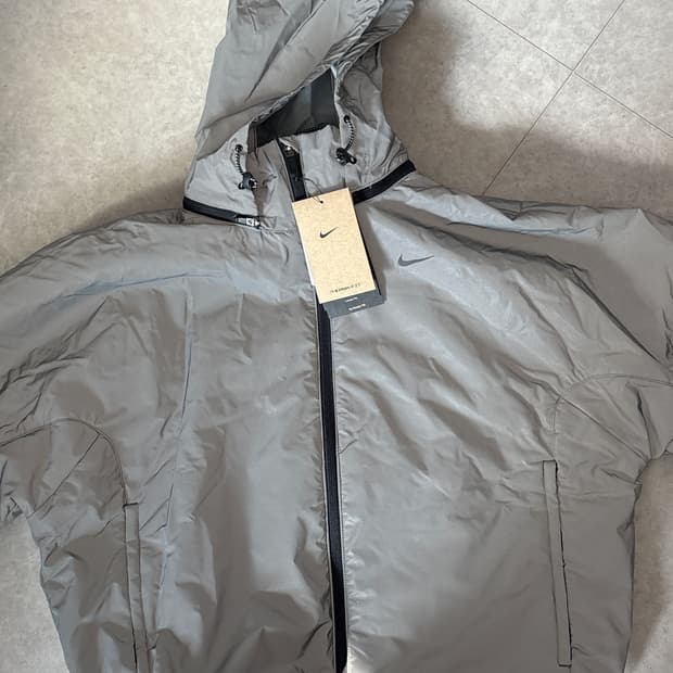 나이키 리플렉티브 바람막이