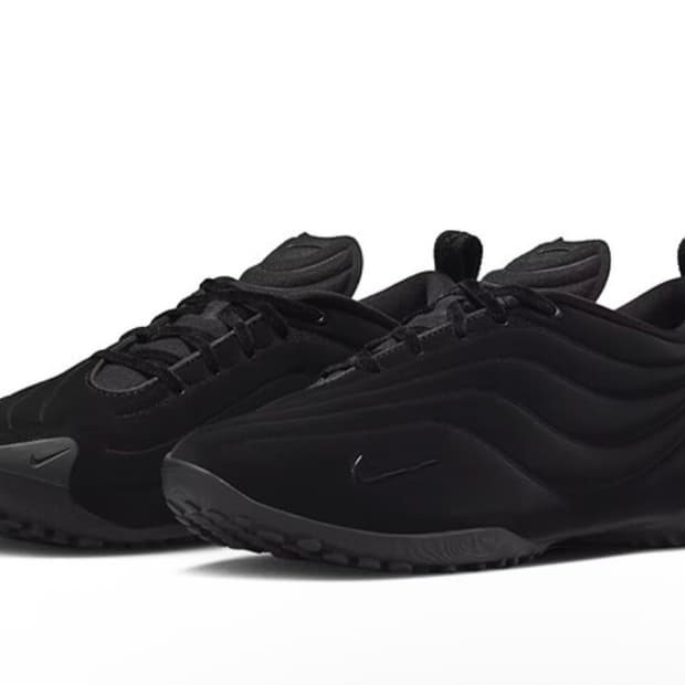 NIKE ASTRA ULTRA