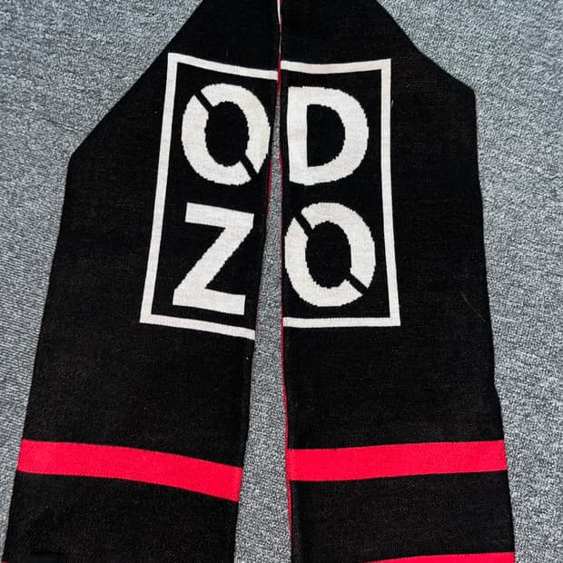Ozod 스카프